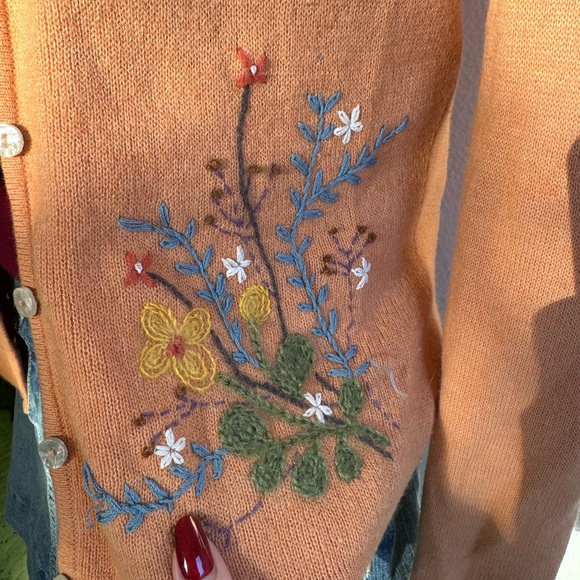 Cardigan 🌸 - Picture 4 of 7